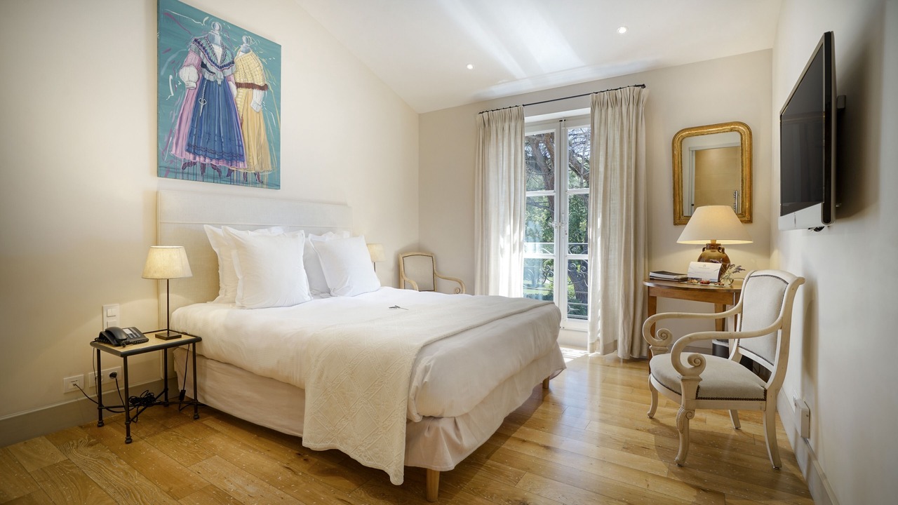 Photo of Bedroom in Les Baux-de-Provence