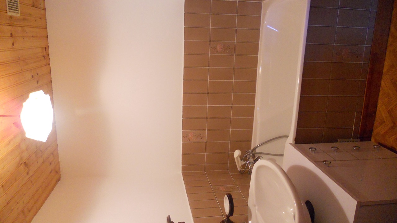 Photo of Bathroom in Miellin