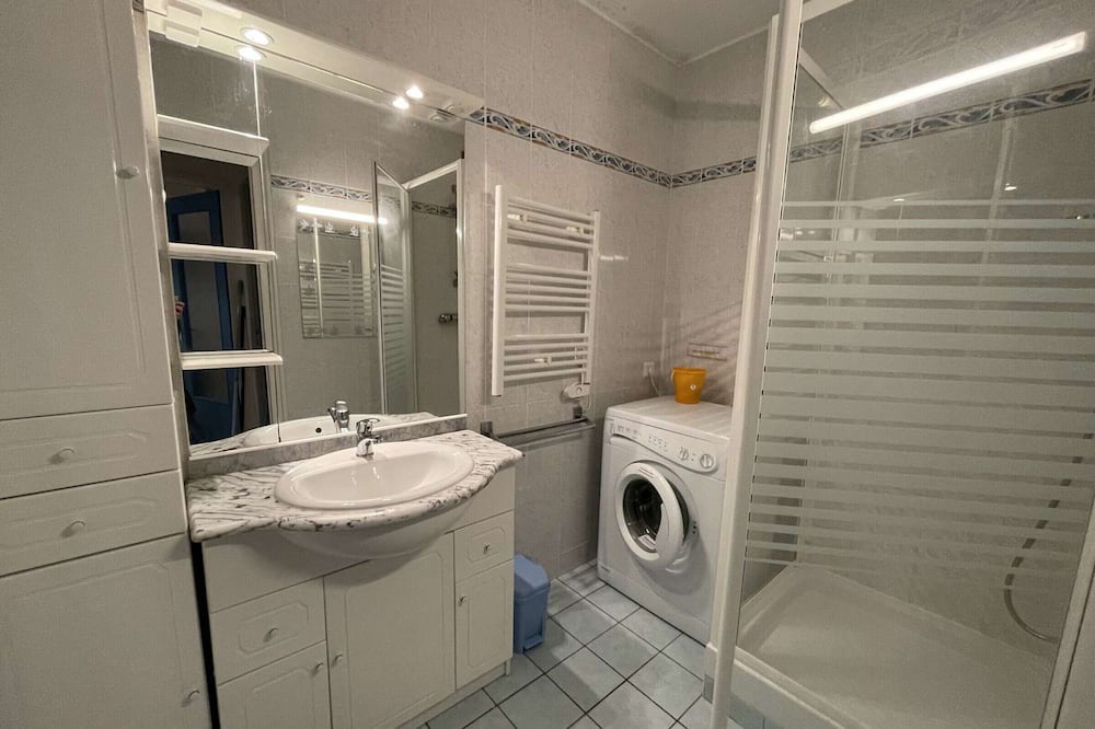Photo of Bathroom in Saint-Hilaire-de-Riez