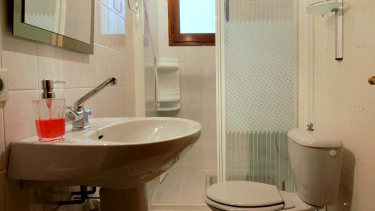 Photo of Bathroom in Gujan-Mestras