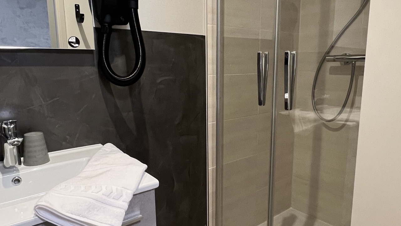 Photo of Bathroom in Aubenas