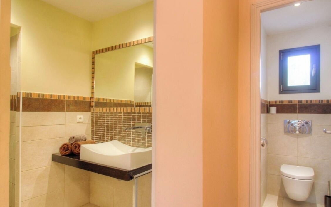 Photo of Bathroom in Bonifacio