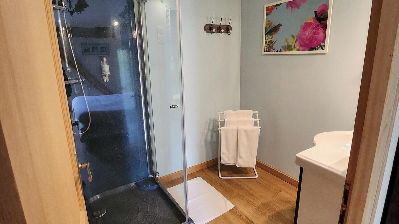 Photo of Bathroom in Eyrans