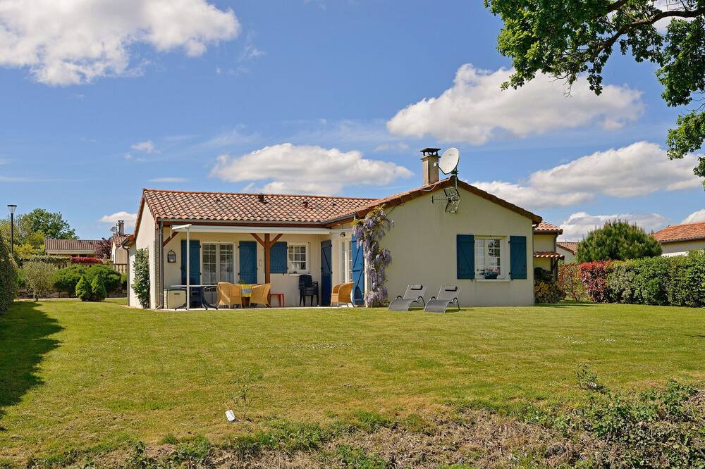 Photo of Outdoor in Vasles