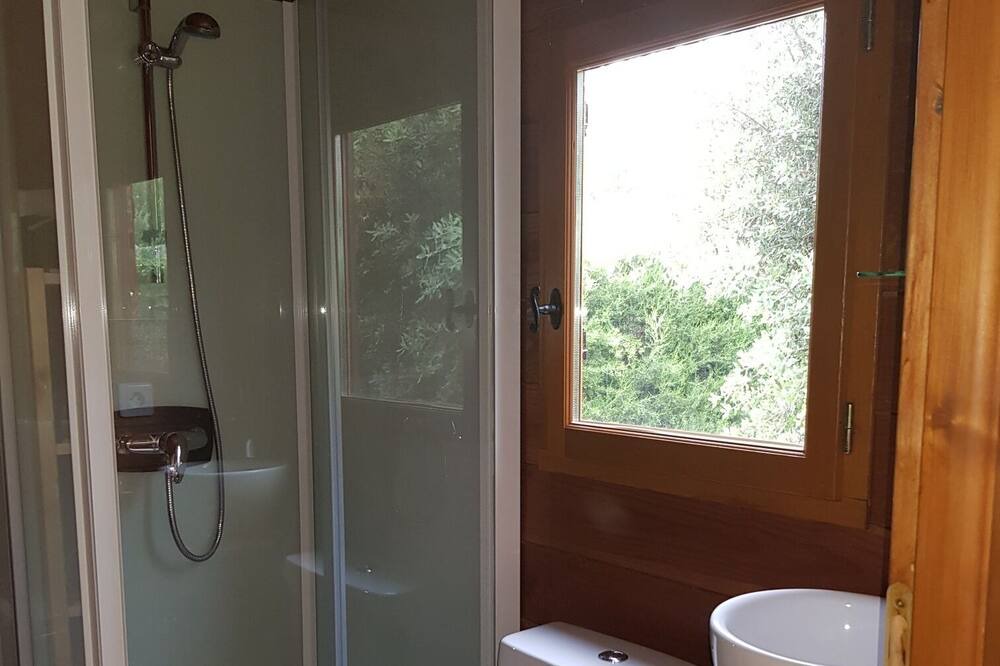 Photo of Bathroom in Limoux