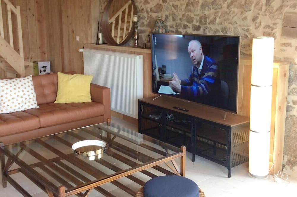 Photo of Livingroom in Abjat-sur-Bandiat