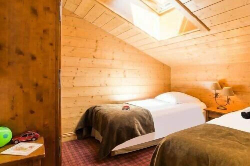 Photo of Bedroom in Arc-1800