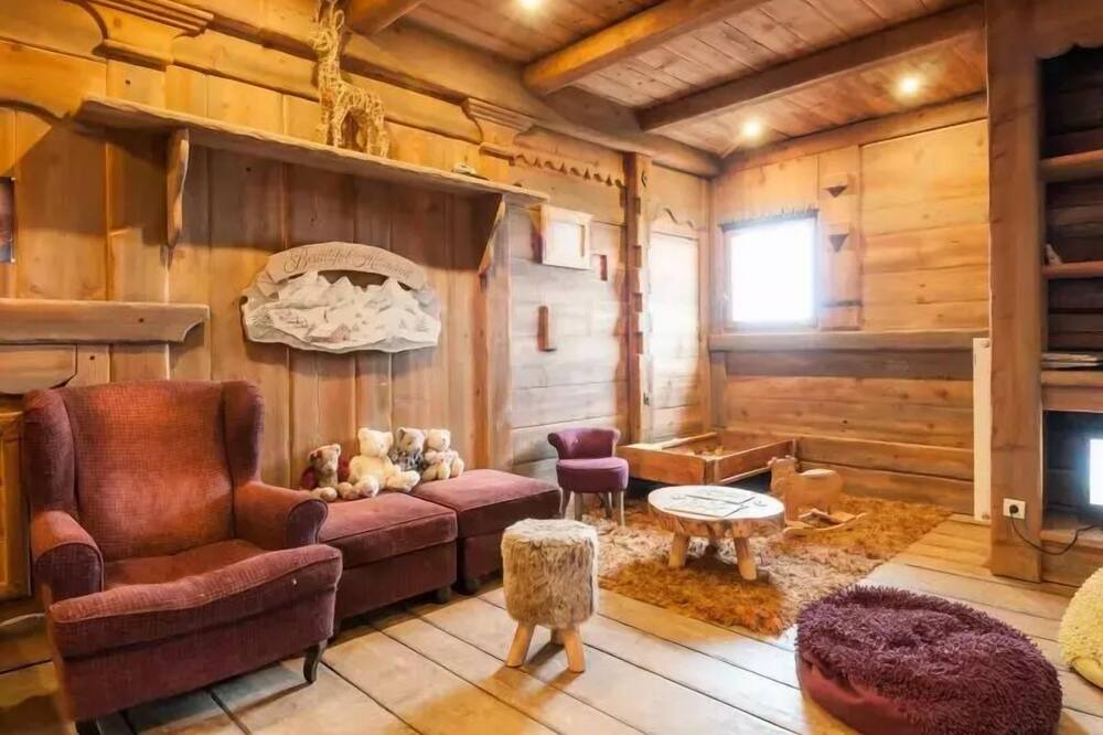 Photo of Livingroom in Arc-1800