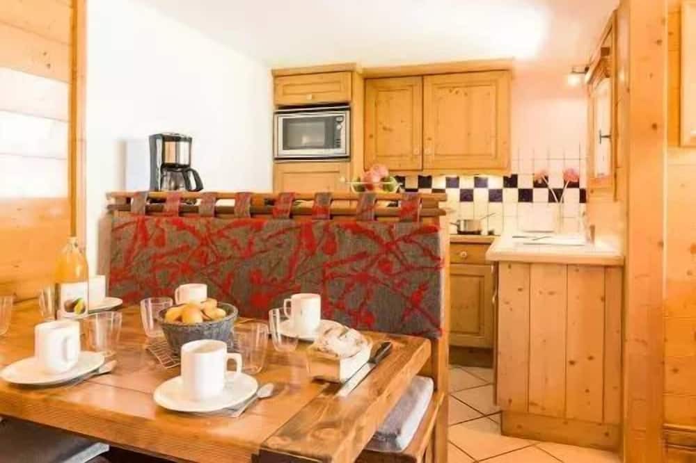 Photo of Kitchen in Arc-1800