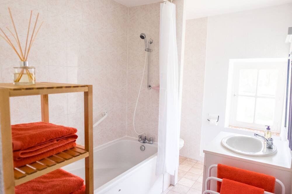 Photo of Bathroom in Mirepeisset