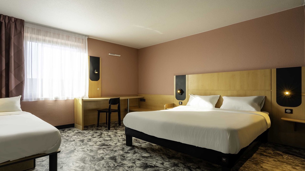 Photo of Bedroom in Maubeuge