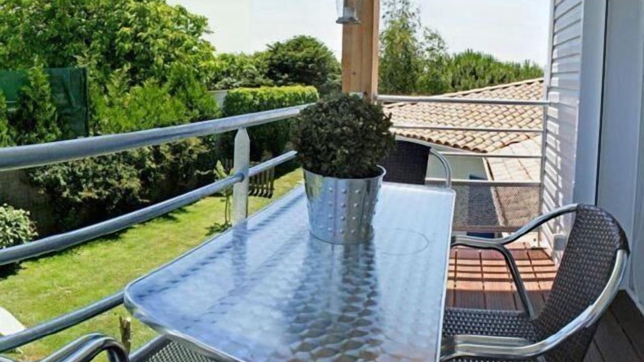 Photo of Patio Balcony in Saint-Palais-sur-Mer