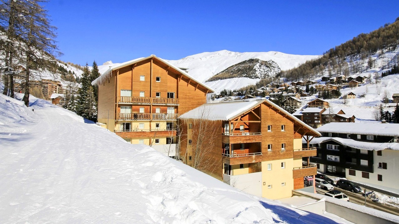 Photo of Others in Allos