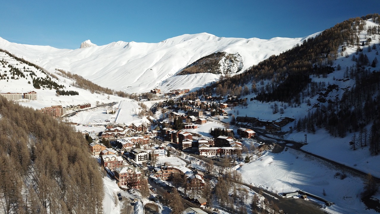 Photo of Others in Allos