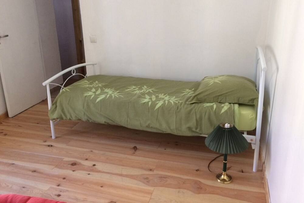 Photo of Bedroom in Conques-sur-Orbiel