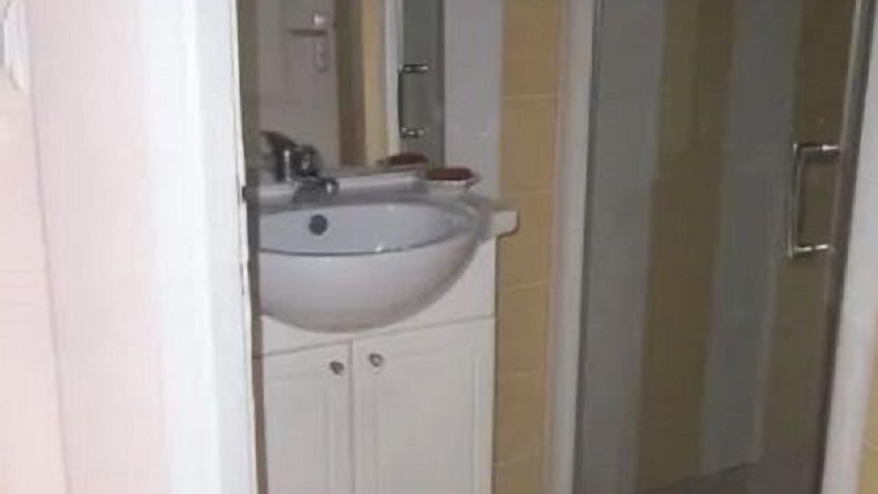 Photo of Bathroom in Chatillon-sur-Broue