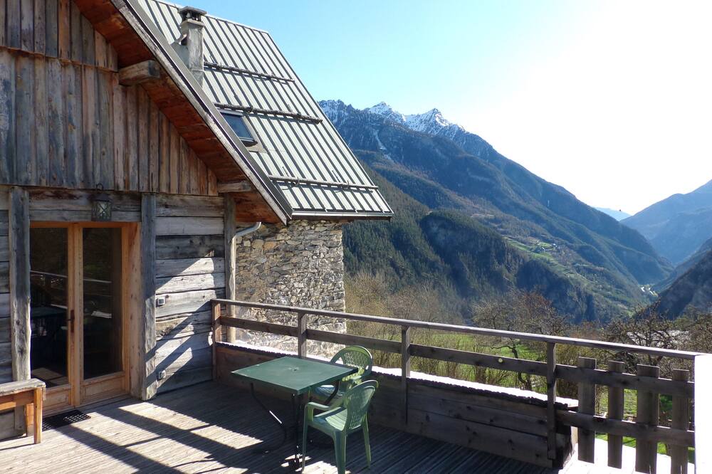 Photo of Patio Balcony in Montbardon