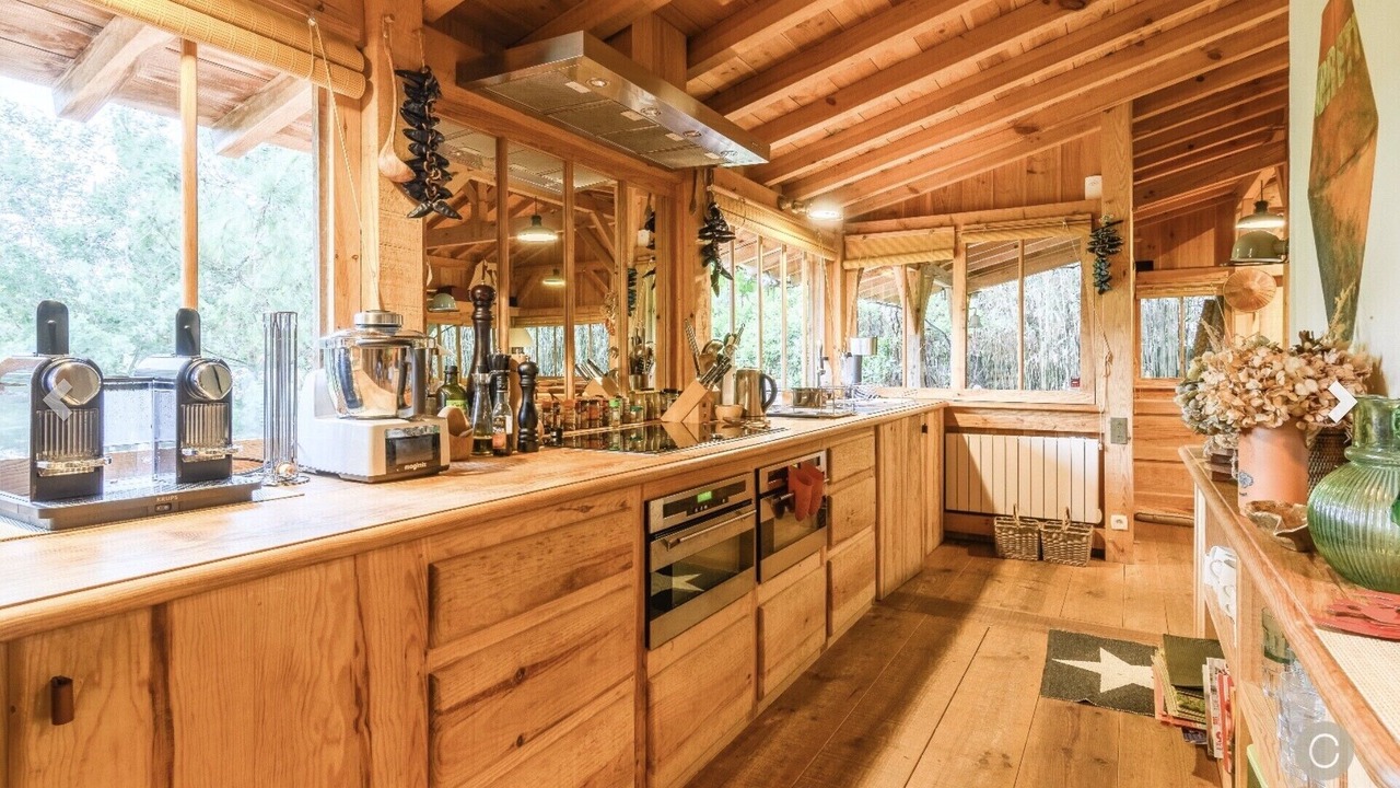 Photo of Kitchen in Le Canon