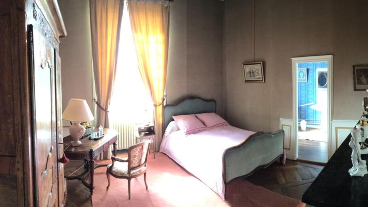 Photo of Bedroom in Asnieres-en-Bessin