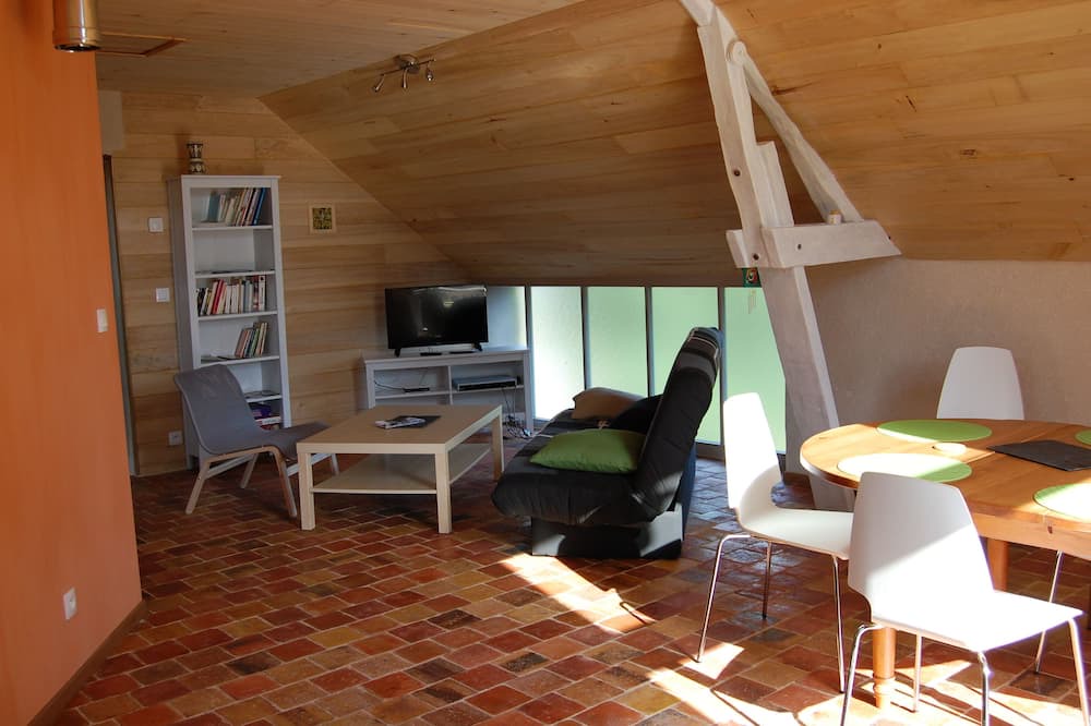 Photo of Livingroom in Maves
