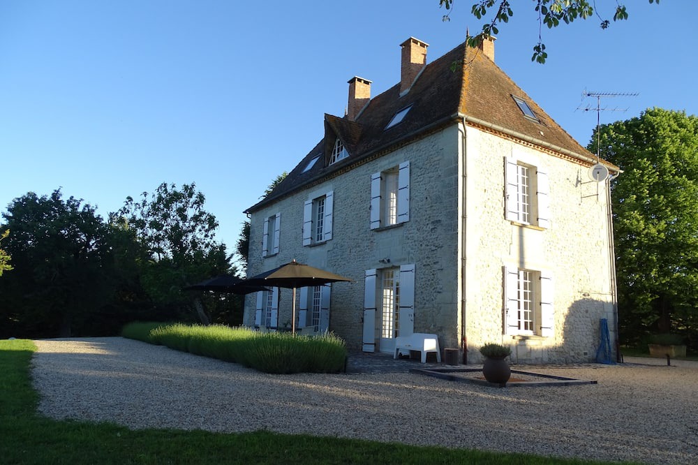 Photo of Outdoor in Laprade