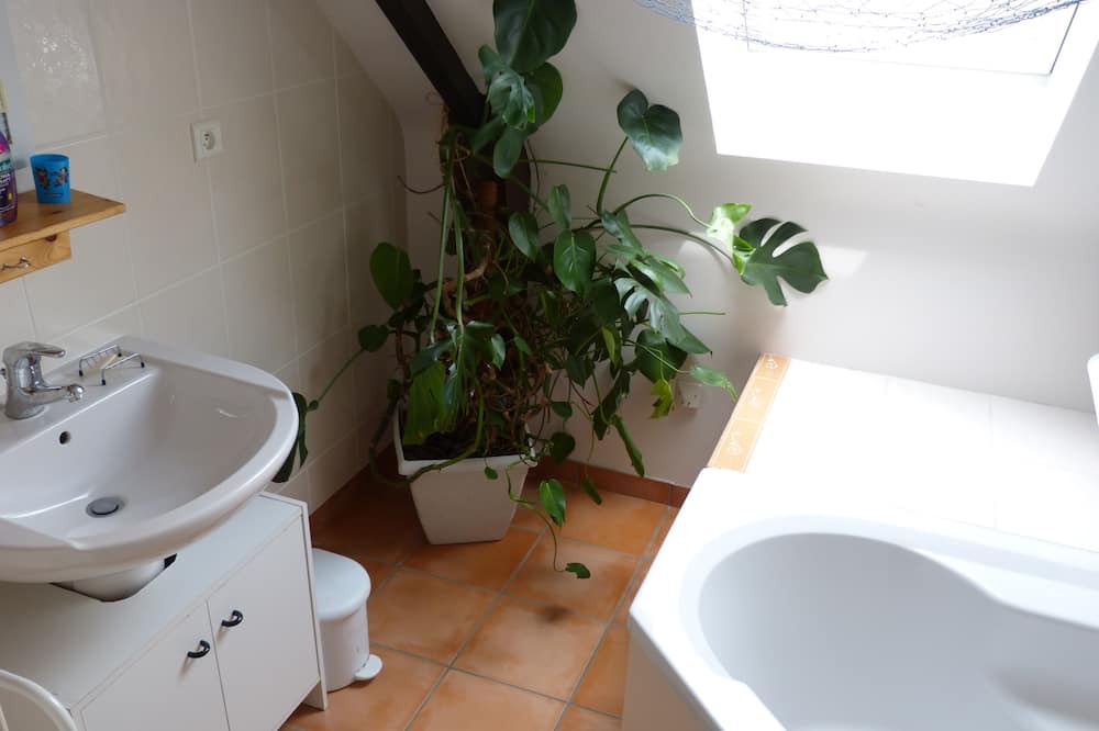 Photo of Bathroom in Loperec