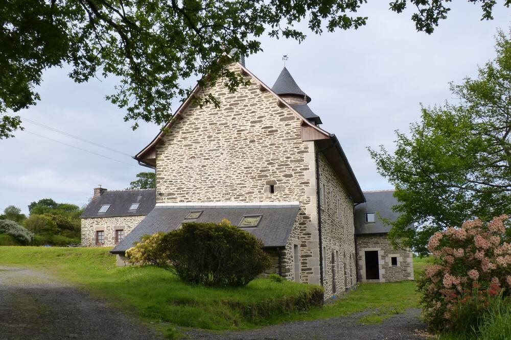 Photo of Outdoor in Loperec