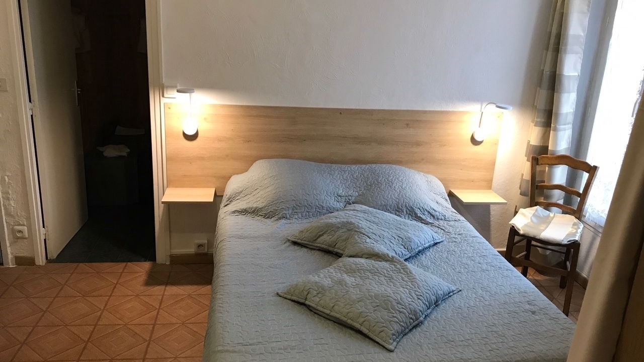 Photo of Bedroom in Annot
