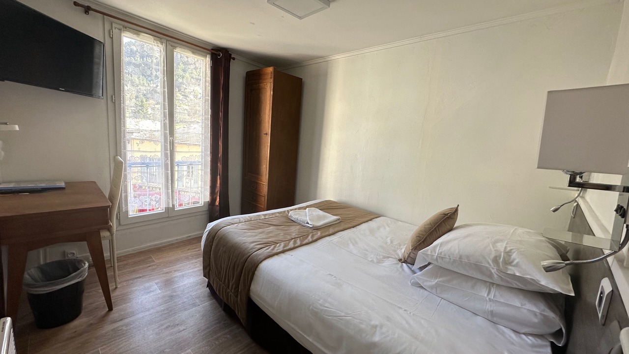 Photo of Bedroom in Annot