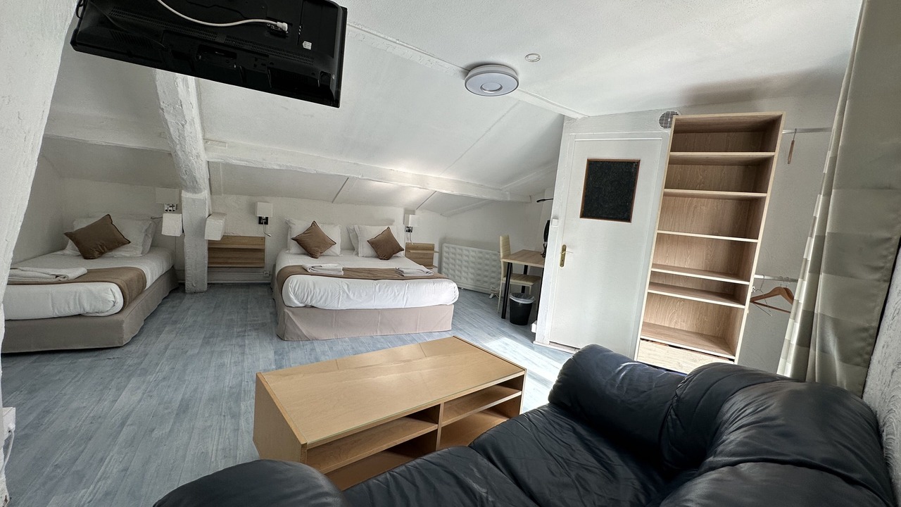 Photo of Bedroom in Annot