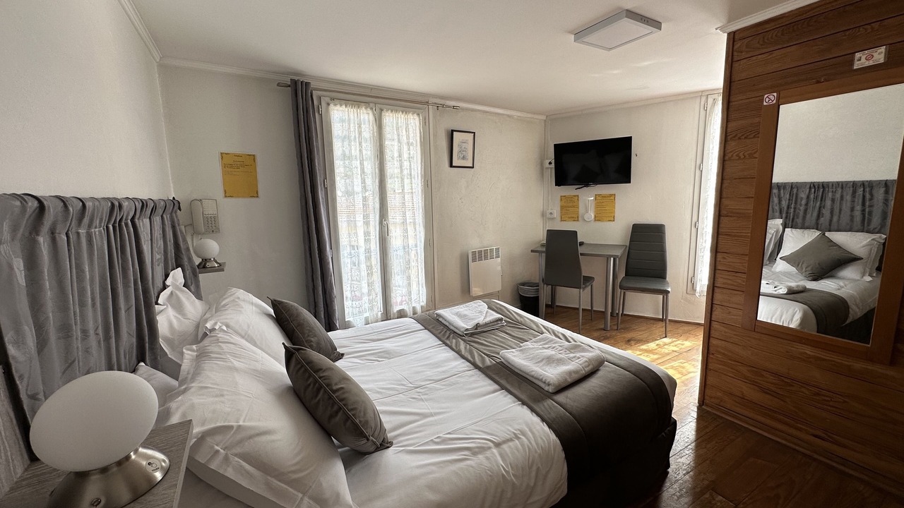 Photo of Bedroom in Annot