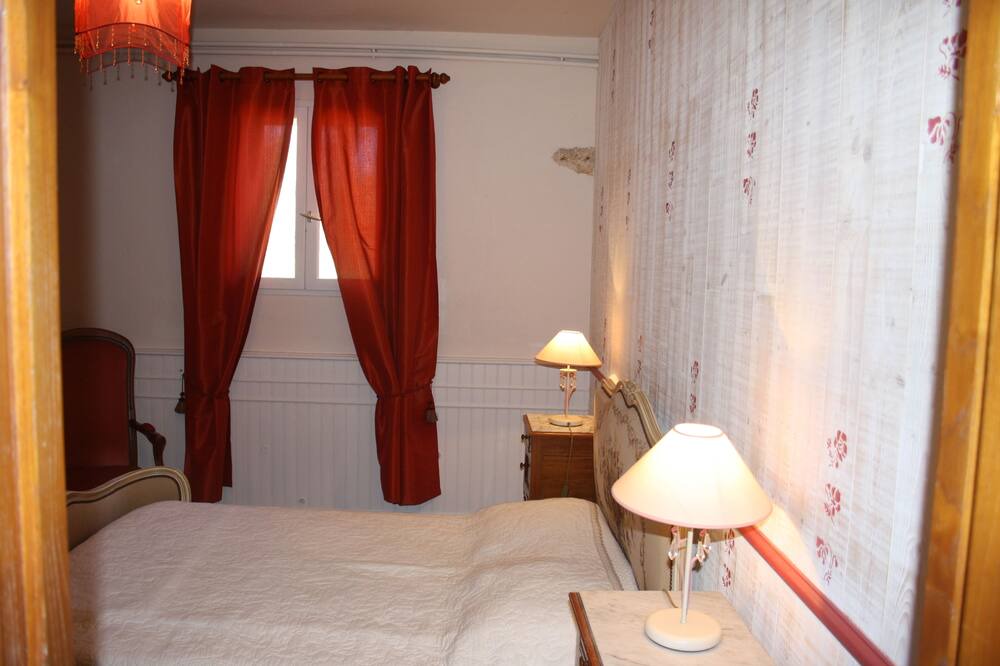 Photo of Bedroom in Le Change