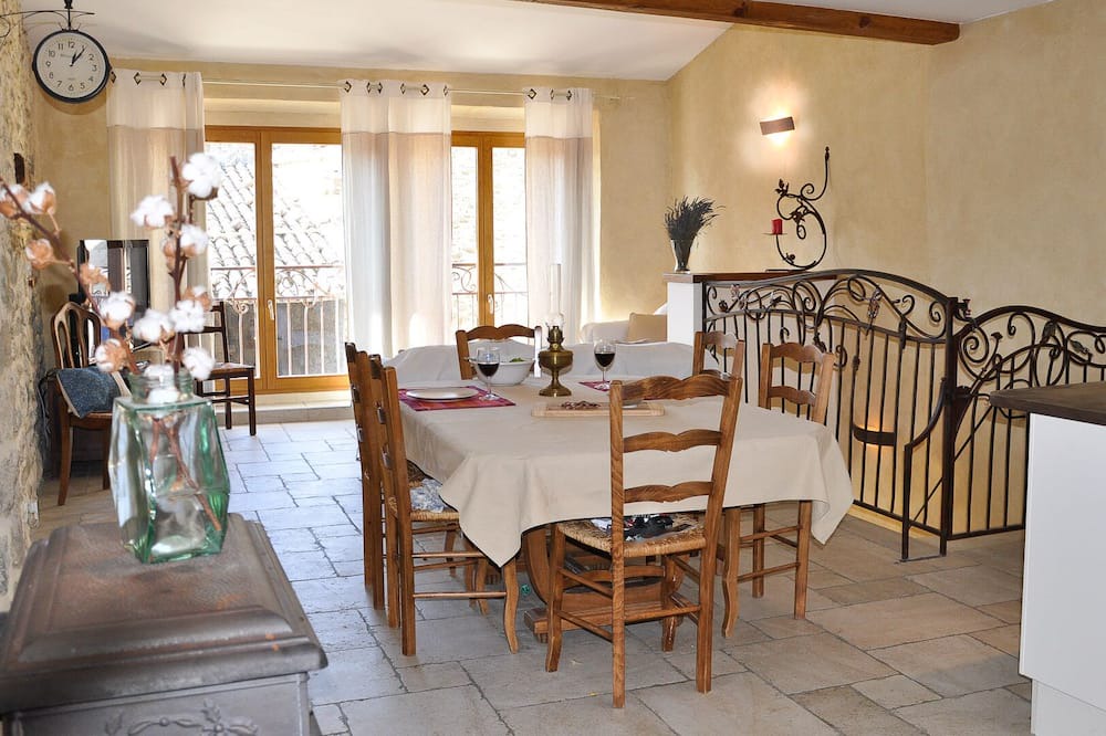 Photo of Kitchen in Roche-Saint-Secret