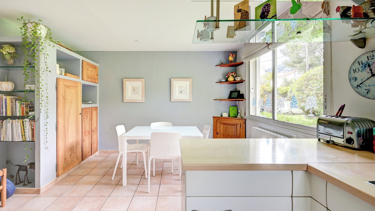 Photo of Kitchen in 8th Arrondissement