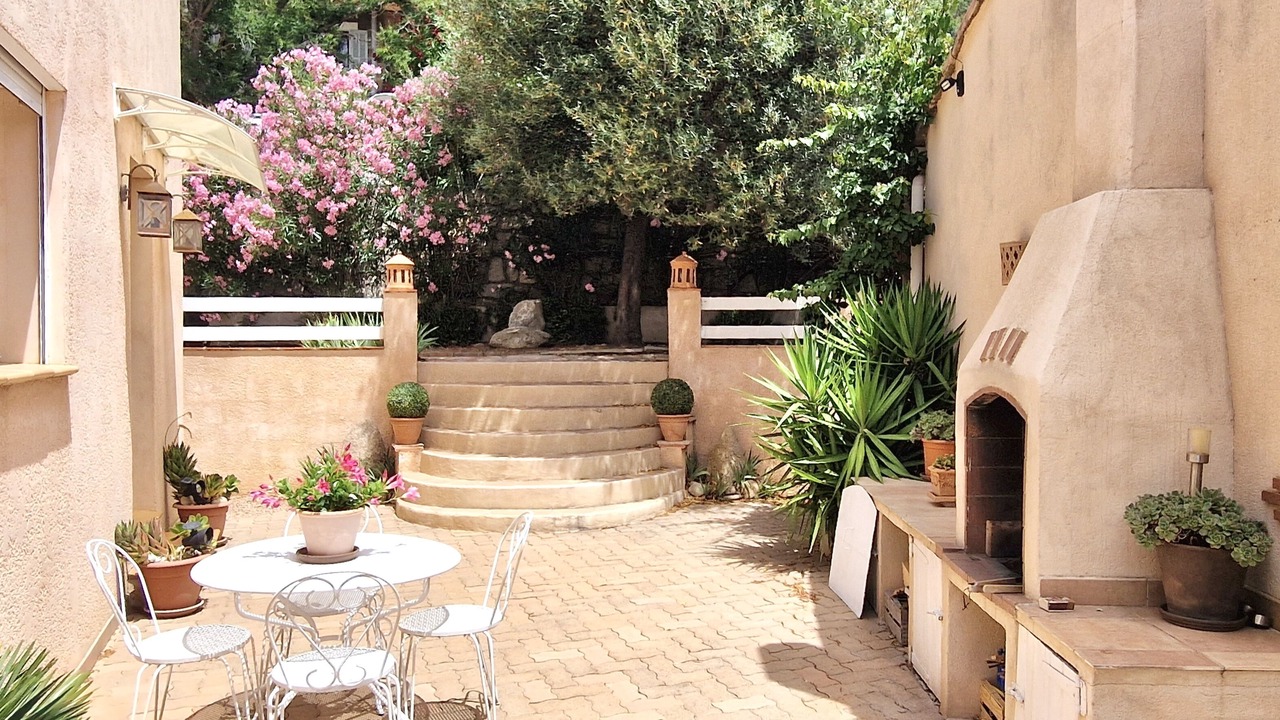 Photo of Outdoor in Monacia-d'Aullene
