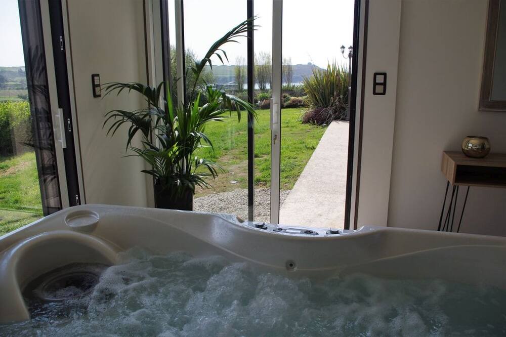 Photo of Bathroom in Plomodiern