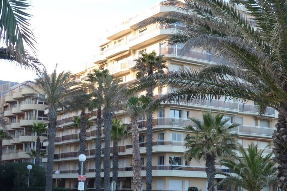 Photo of Others in La Cote Radieuse