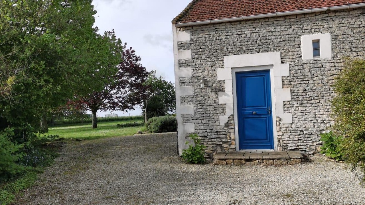 Photo of Outdoor in St Benoist-sur-Mer