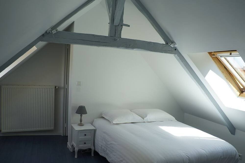 Photo of Bathroom in La Guymauviere-La Hulotais-La Bourelais