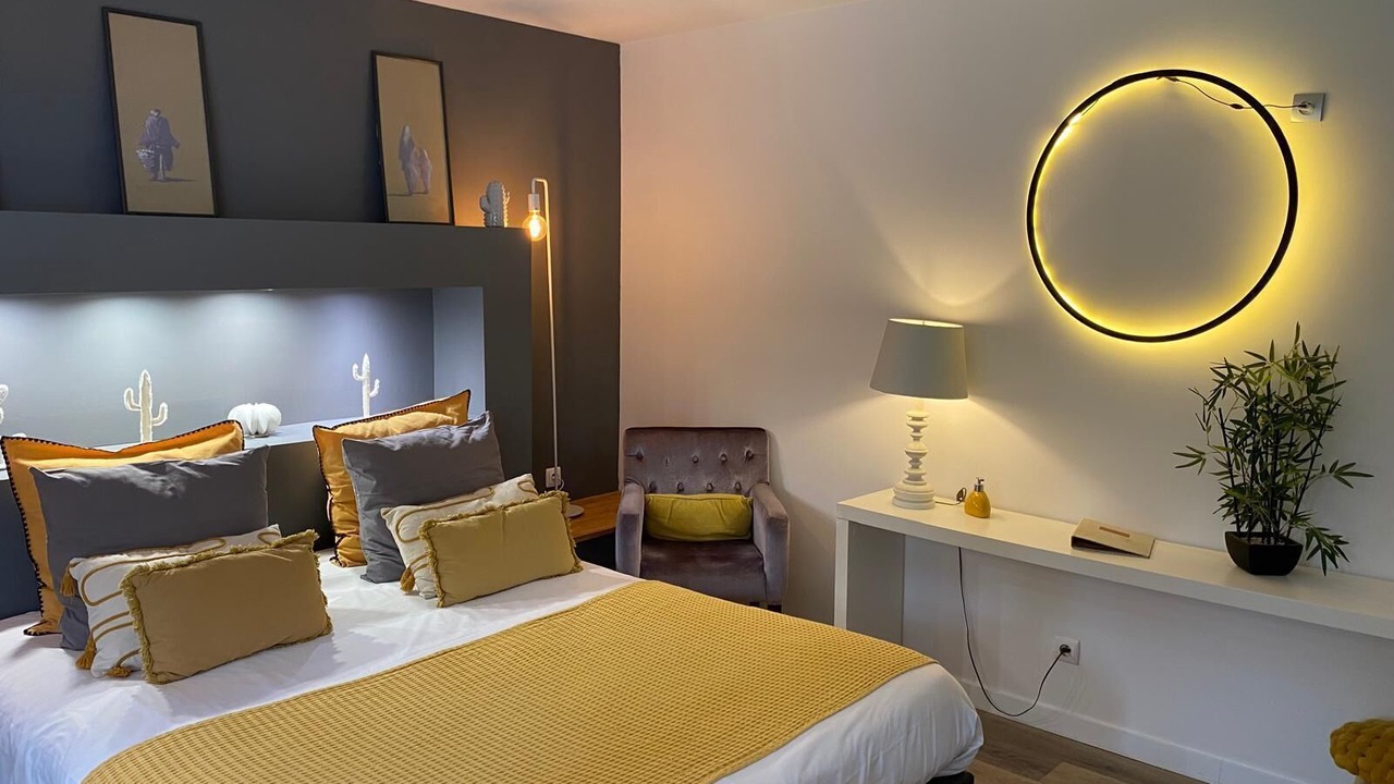 Photo of Bathroom in Anatole France