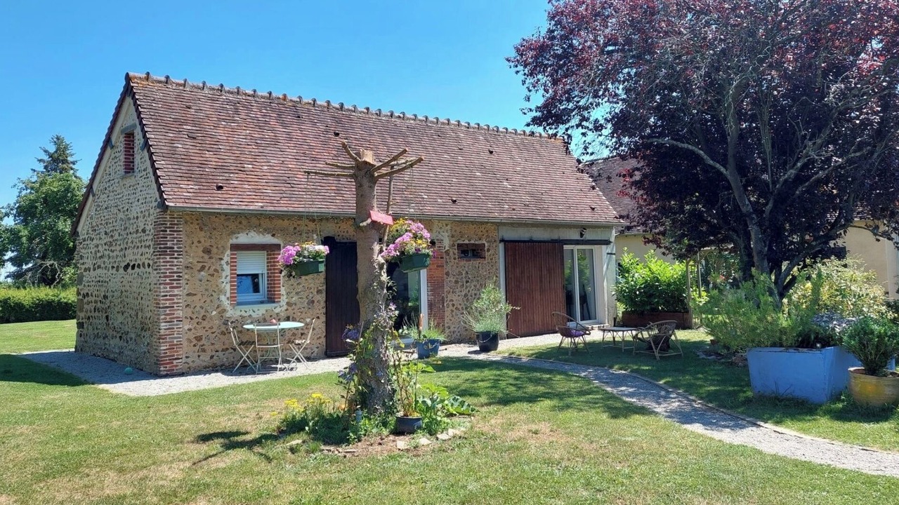 Photo of Outdoor in Pullay