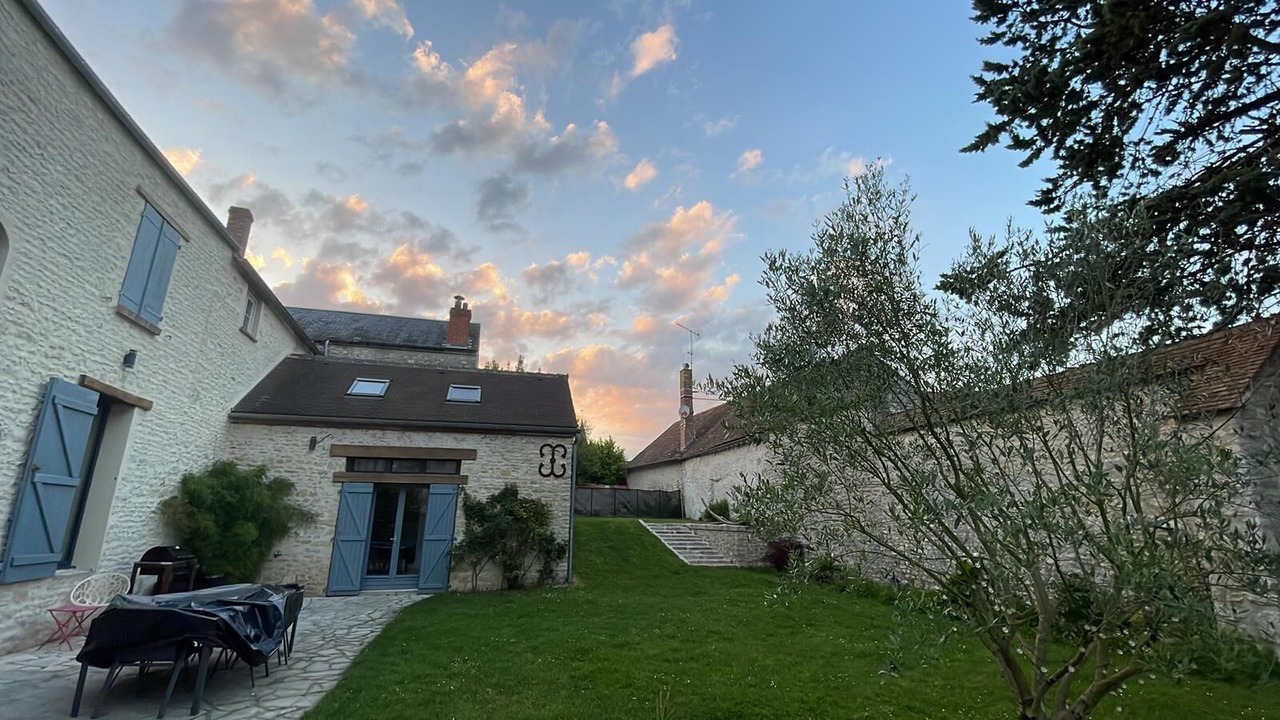 Photo of Outdoor in Augerville-la-Riviere