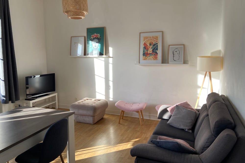 Photo of Livingroom in Esperance-Cottages