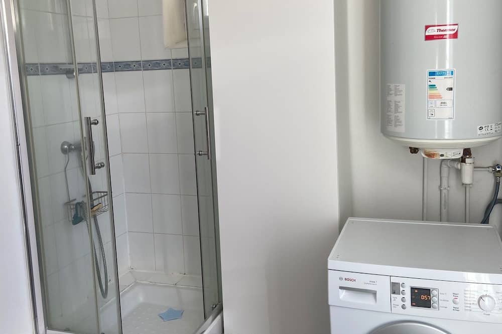 Photo of Bathroom in Esperance-Cottages