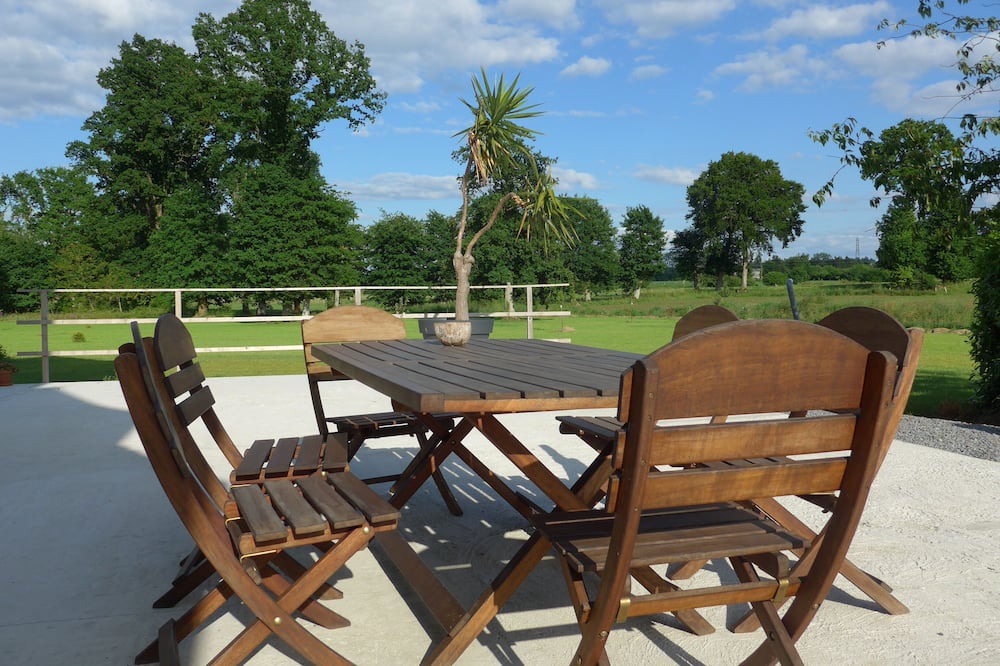 Photo of Outdoor in Combourg