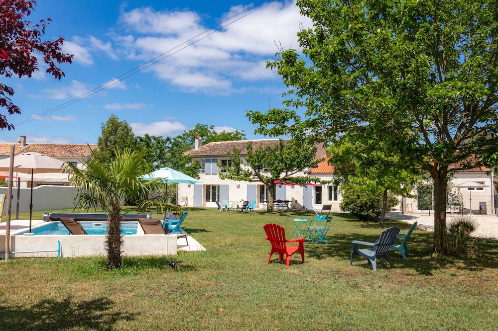 Photo of Outdoor in Balanzac