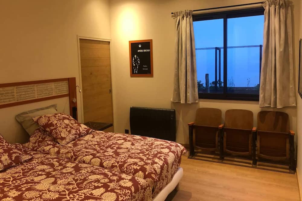 Photo of Bedroom in La Ferte-Saint-Aubin