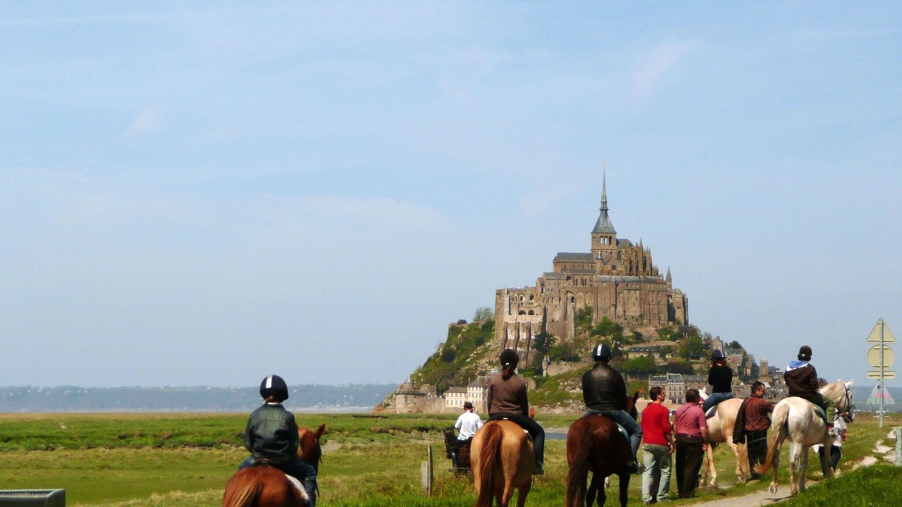 Photo of Others in Dragey-Ronthon