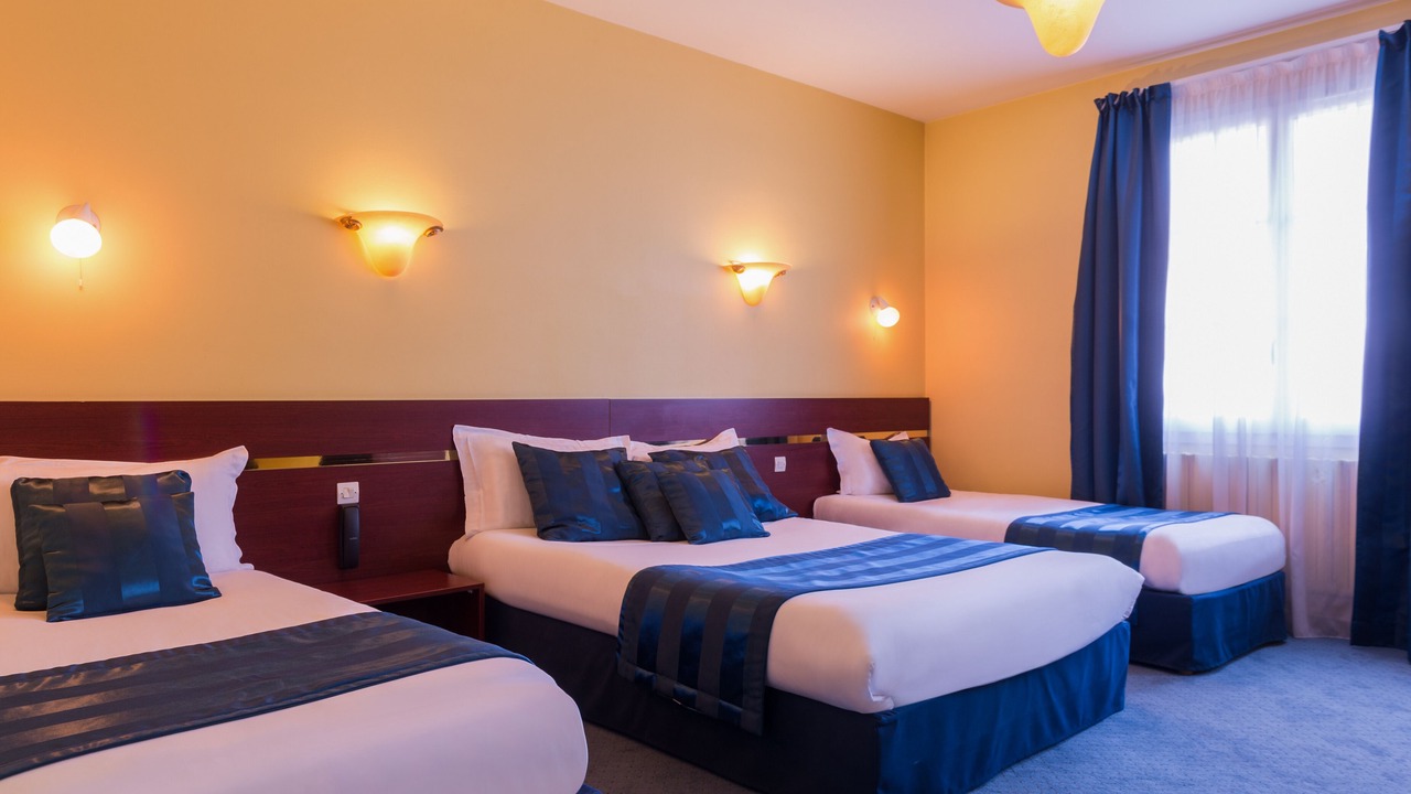 Photo of Bedroom in Lisieux
