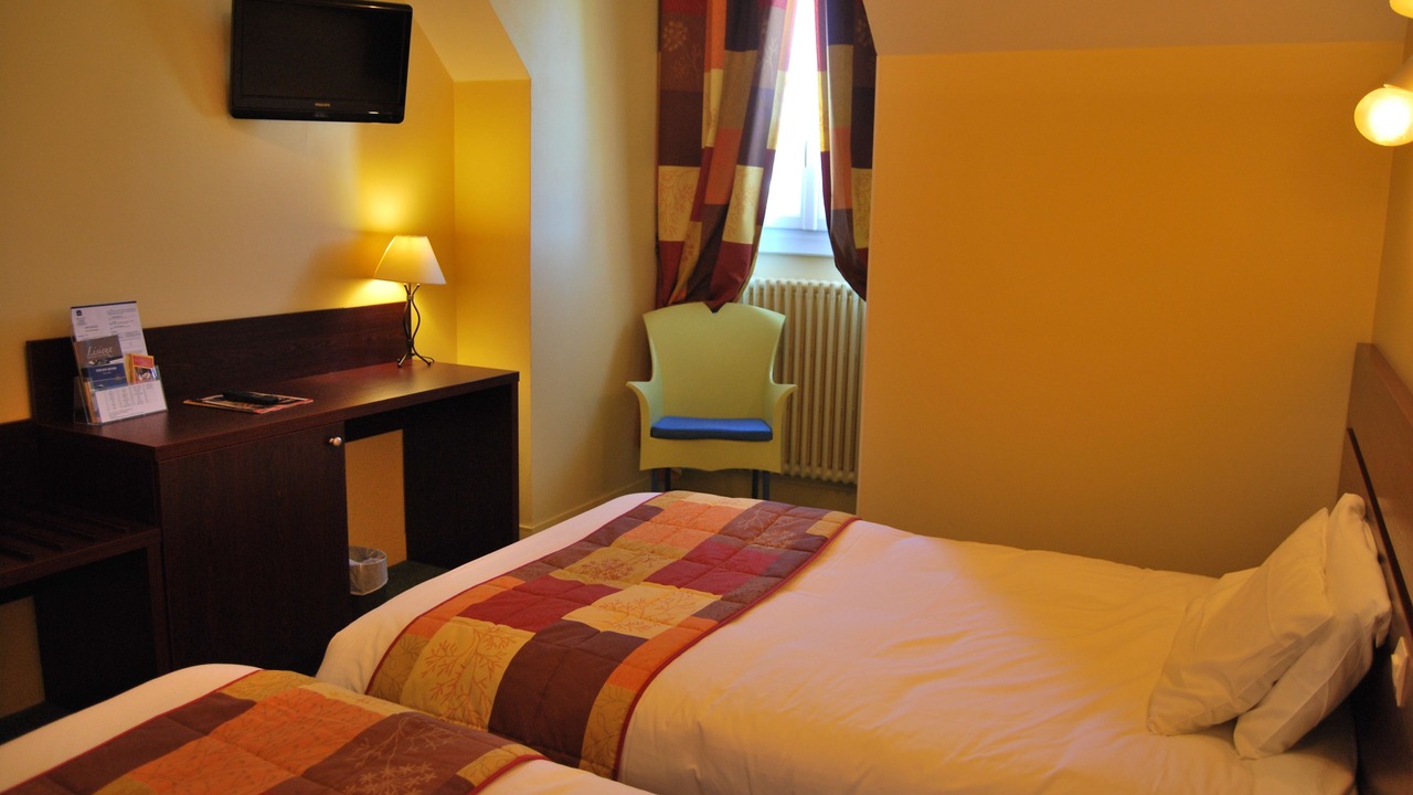 Photo of Bedroom in Lisieux